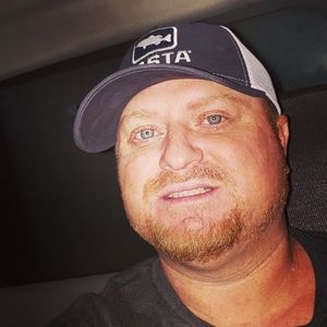 Meet your Posher, Derrick